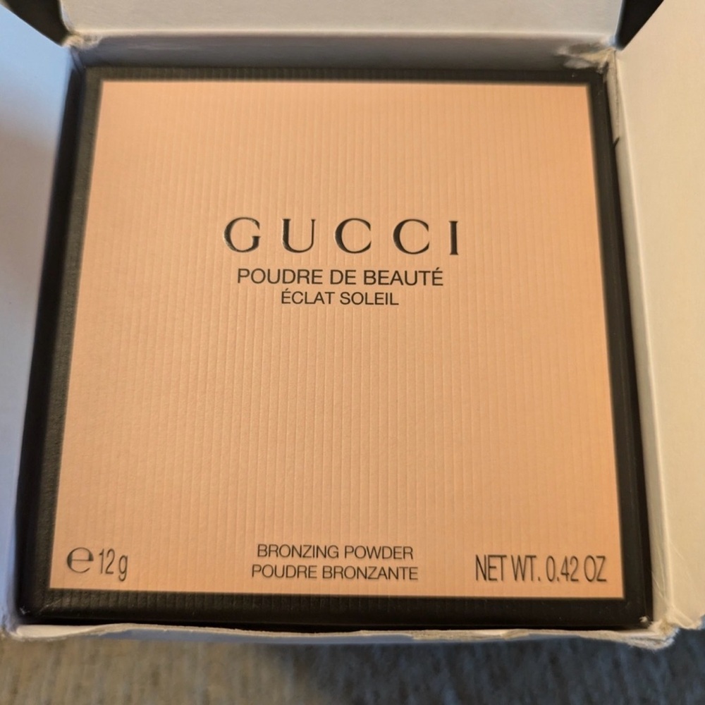 🪄✨ NEW Gucci Bronzing Powder in Tan..04 - Picture 3 of 4
